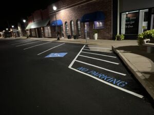 How To Avoid Dallas Parking Lot Striping Liabilities 